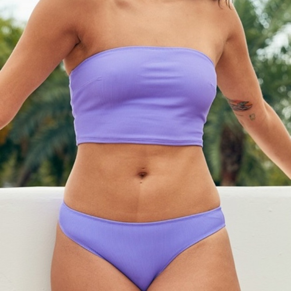 Ribbed purple bikini